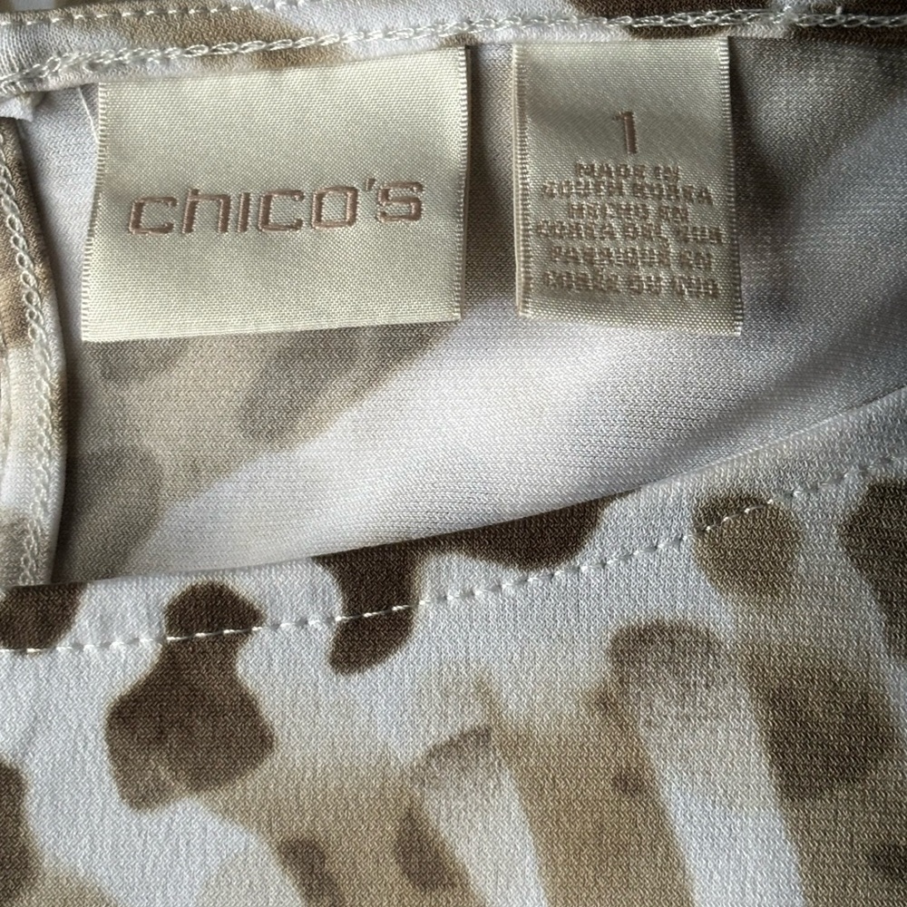 Chico's | Asymmetrical Animal Print Short Sleeve Top - Picture 4 of 6